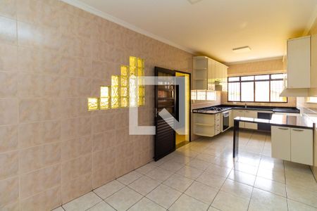 Casa para alugar com 264m², 3 quartos e 6 vagasCozinha