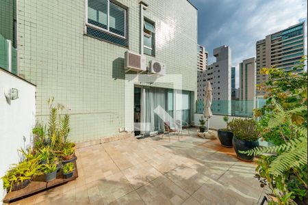 Apartamento à venda com 176m², 3 quartos e 3 vagas Apartamento à venda com 176m², 3 quartos e 3 vagasVaranda da Sala