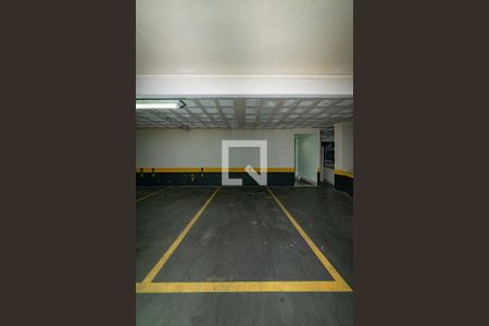 Apartamento à venda com 176m², 3 quartos e 3 vagas Apartamento à venda com 176m², 3 quartos e 3 vagasGaragem