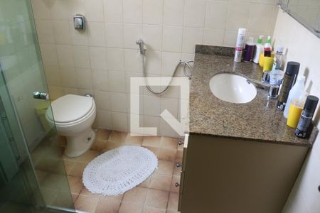 Casa à venda com 187m², 3 quartos e 5 vagasBanheiro 1