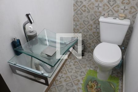 Casa à venda com 187m², 3 quartos e 5 vagasLavabo 2