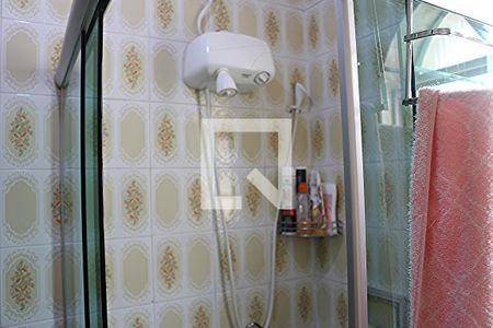 Casa à venda com 187m², 3 quartos e 5 vagasBanheiro da Suíte 1