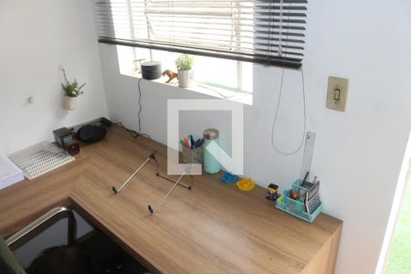 Casa à venda com 187m², 3 quartos e 5 vagasEscritório