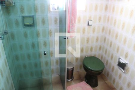 Casa à venda com 187m², 3 quartos e 5 vagasBanheiro da Suíte 1