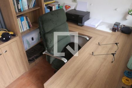 Casa à venda com 187m², 3 quartos e 5 vagasEscritório