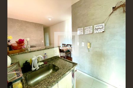 Apartamento à venda com 54m², 2 quartos e 1 vaga Apartamento à venda com 54m², 2 quartos e 1 vagaCozinha
