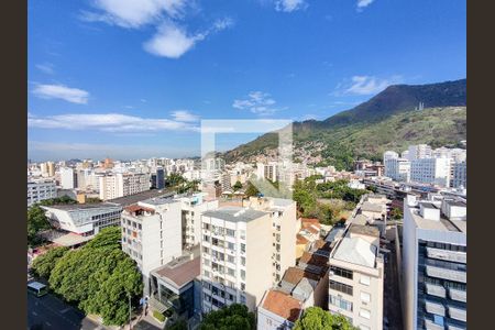 Apartamento à venda com 127m², 3 quartos e 2 vagas Apartamento à venda com 127m², 3 quartos e 2 vagasVista