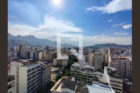 Apartamento à venda com 127m², 3 quartos e 2 vagas Apartamento à venda com 127m², 3 quartos e 2 vagasVista da Suíte