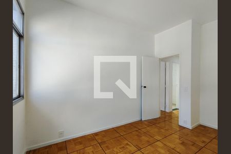 Apartamento à venda com 127m², 3 quartos e 2 vagas Apartamento à venda com 127m², 3 quartos e 2 vagasQuarto 1