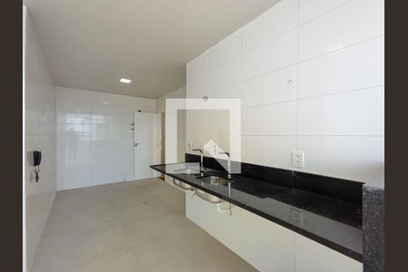 Apartamento à venda com 127m², 3 quartos e 2 vagas Apartamento à venda com 127m², 3 quartos e 2 vagasCozinha