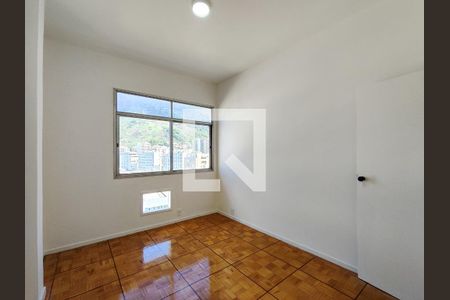 Apartamento à venda com 127m², 3 quartos e 2 vagas Apartamento à venda com 127m², 3 quartos e 2 vagasQuarto 1