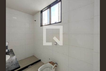 Apartamento à venda com 127m², 3 quartos e 2 vagas Apartamento à venda com 127m², 3 quartos e 2 vagasBanheiro Corredor