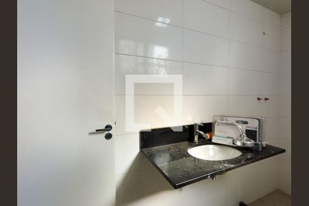 Apartamento à venda com 127m², 3 quartos e 2 vagas Apartamento à venda com 127m², 3 quartos e 2 vagasBanheiro Corredor