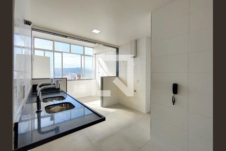 Apartamento à venda com 127m², 3 quartos e 2 vagas Apartamento à venda com 127m², 3 quartos e 2 vagasCozinha