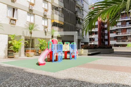 Apartamento à venda com 86m², 2 quartos e 1 vagaÁrea comum - Playground
