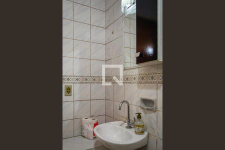 Casa à venda com 80m², 2 quartos e 2 vagasBanheiro