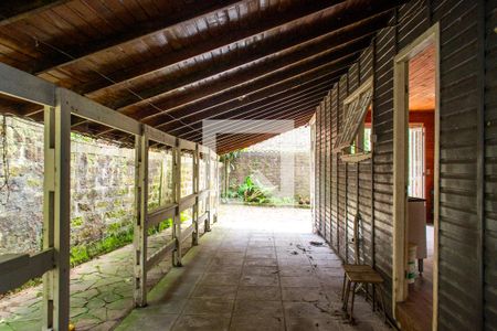 Casa à venda com 80m², 2 quartos e 2 vagasvaranda