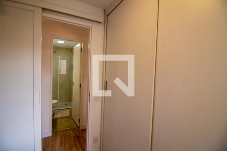 Quarto 1 de apartamento para alugar com 2 quartos, 46m² em Campo Belo, São Paulo