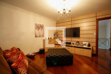 Casa à venda com 482m², 4 quartos e 5 vagas Casa à venda com 482m², 4 quartos e 5 vagasSala de Tv