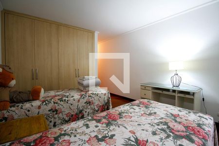 Casa à venda com 482m², 4 quartos e 5 vagas Casa à venda com 482m², 4 quartos e 5 vagasSuíte 4