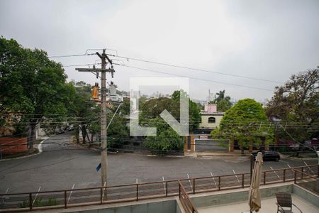 Casa à venda com 482m², 4 quartos e 5 vagas Casa à venda com 482m², 4 quartos e 5 vagasVista da Suíte 1