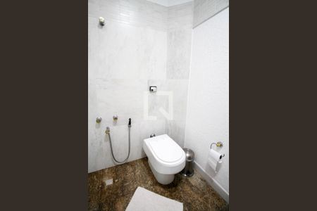 Casa à venda com 482m², 4 quartos e 5 vagas Casa à venda com 482m², 4 quartos e 5 vagasBanheiro da Suíte 3