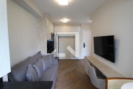 Sala/Cozinha de apartamento para alugar com 1 quarto, 29m² em Indianópolis, São Paulo