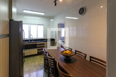 Apartamento à venda com 170m², 3 quartos e sem vagaCozinha