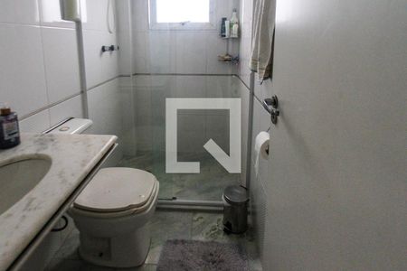 Apartamento à venda com 170m², 3 quartos e sem vagaBanheiro da Suíte 02