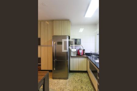 Apartamento à venda com 170m², 3 quartos e sem vagaCozinha