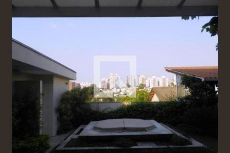 Casa à venda com 4 quartos, 544m² em Vila Sonia, São Paulo