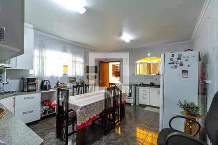 Casa à venda com 250m², 3 quartos e 2 vagasCozinha