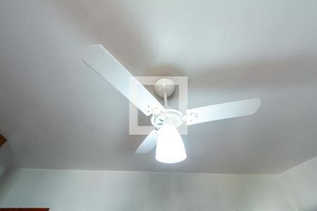 Casa à venda com 250m², 3 quartos e 2 vagasSuíte