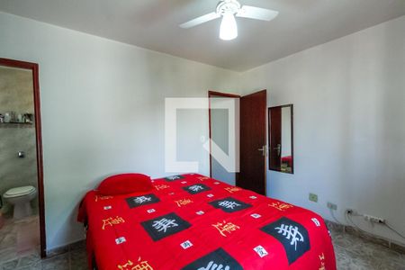 Casa à venda com 250m², 3 quartos e 2 vagasSuíte