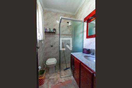 Casa à venda com 250m², 3 quartos e 2 vagasBanheiro da Suíte