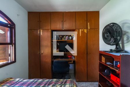 Casa à venda com 250m², 3 quartos e 2 vagasQuarto 2