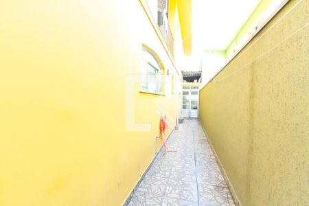 Casa à venda com 250m², 3 quartos e 2 vagasCorredor Lateral