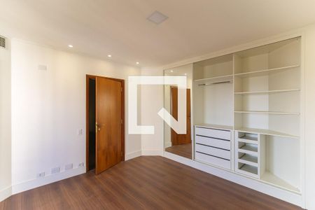 Apartamento para alugar com 637m², 4 quartos e 4 vagas