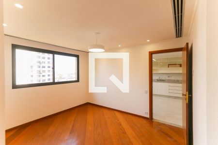 Apartamento para alugar com 637m², 4 quartos e 4 vagas