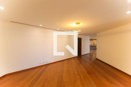 Apartamento para alugar com 637m², 4 quartos e 4 vagas