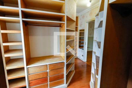Casa à venda com 650m², 4 quartos e 6 vagasCloset da suíte 1