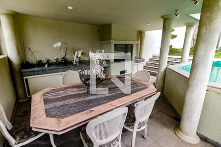 Casa à venda com 650m², 4 quartos e 6 vagasChurrasqueira