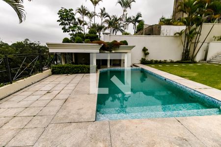 Casa à venda com 650m², 4 quartos e 6 vagasPiscina