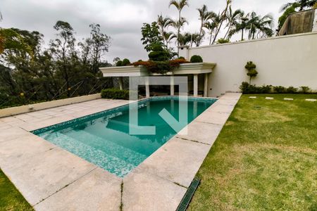 Casa à venda com 650m², 4 quartos e 6 vagasPiscina