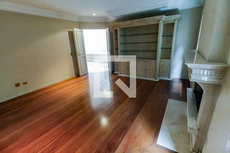 Casa à venda com 650m², 4 quartos e 6 vagasSala 3