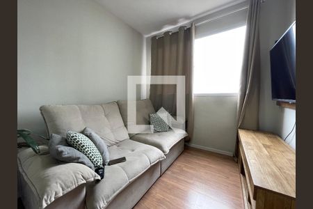 Sala de apartamento para alugar com 2 quartos, 42m² em Jardim do Lago, Osasco