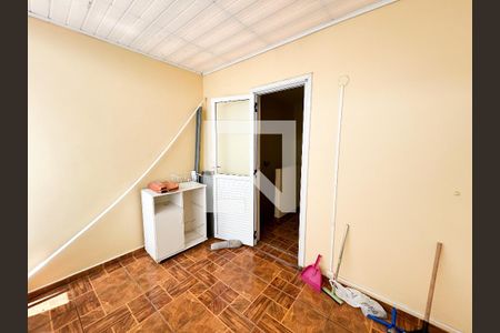 Casa de condomínio à venda com 150m², 3 quartos e 2 vagasVaranda