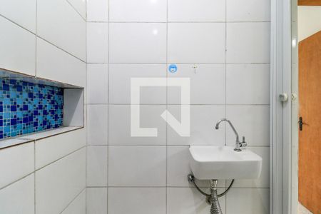 Casa à venda com 30m², 2 quartos e sem vaga Casa à venda com 30m², 2 quartos e sem vagaBanheiro