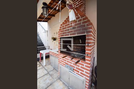 Casa à venda com 353m², 5 quartos e 6 vagasChurrasqueira