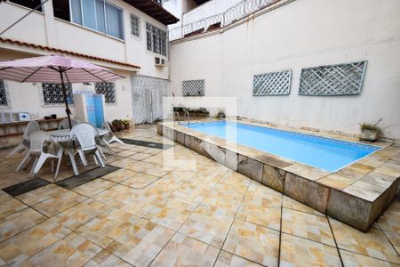 Casa à venda com 353m², 5 quartos e 6 vagasPiscina